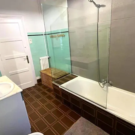 Ht Miribilla Turísticas Con Baños Compartidos Sin Ascensor * Bilbau