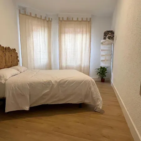 Ht Miribilla Turisticas Con Banos Compartidos Sin Ascensor Homestay Bilbao