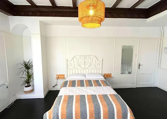 Kwatera prywatna Ht Miribilla Turisticas Con Banos Compartidos Sin Ascensor Bilbao